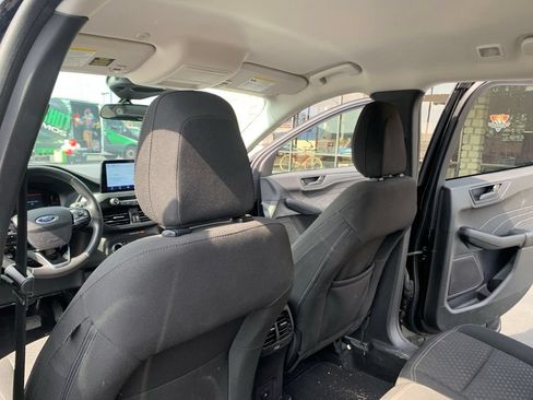 Used 2023 Ford Escape Active AWD/4WD image 32
