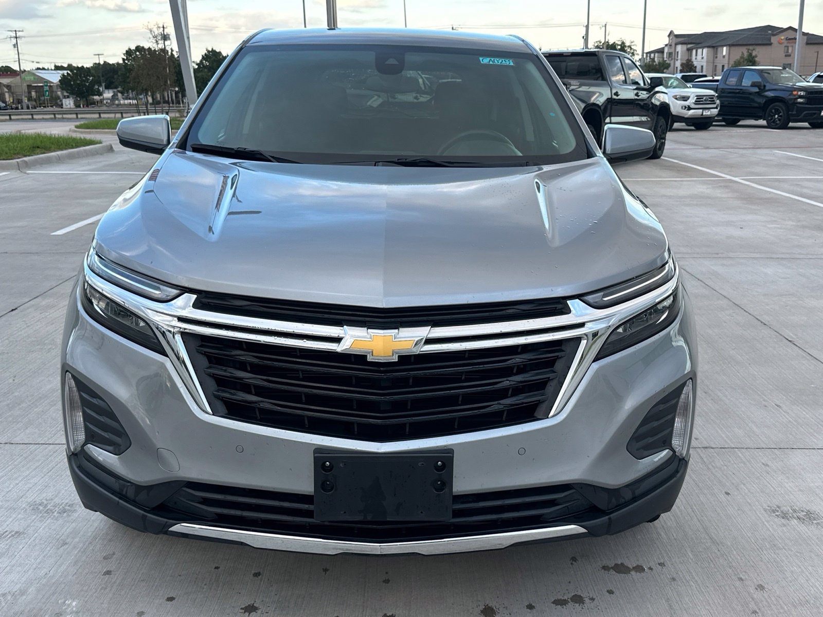 Used 2024 Chevrolet Equinox LT FWD image 9