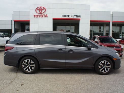 Used 2026 Honda Odyssey EX-L image 1