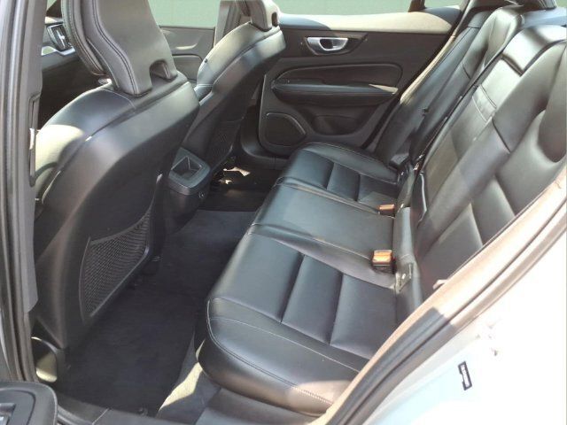 Used 2024 Volvo S60 B5 Core AWD/4WD image 16