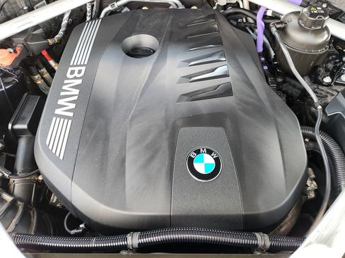 Used 2024 BMW X5 sDrive40i w/ M Sport Package RWD image 32