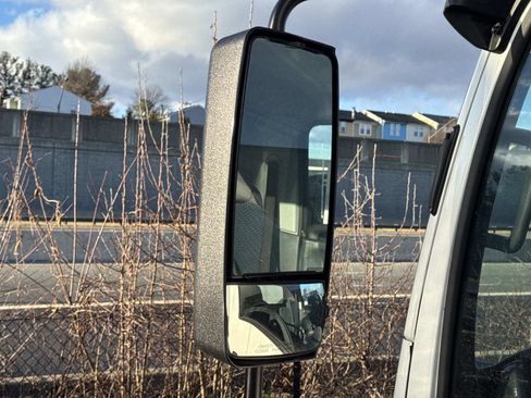 New 2025 Chevrolet Low Cab Forward 5500XG image 15