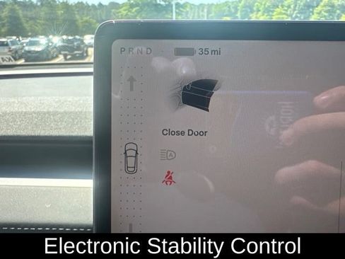 Used 2026 Tesla Model Y Long Range RWD image 22