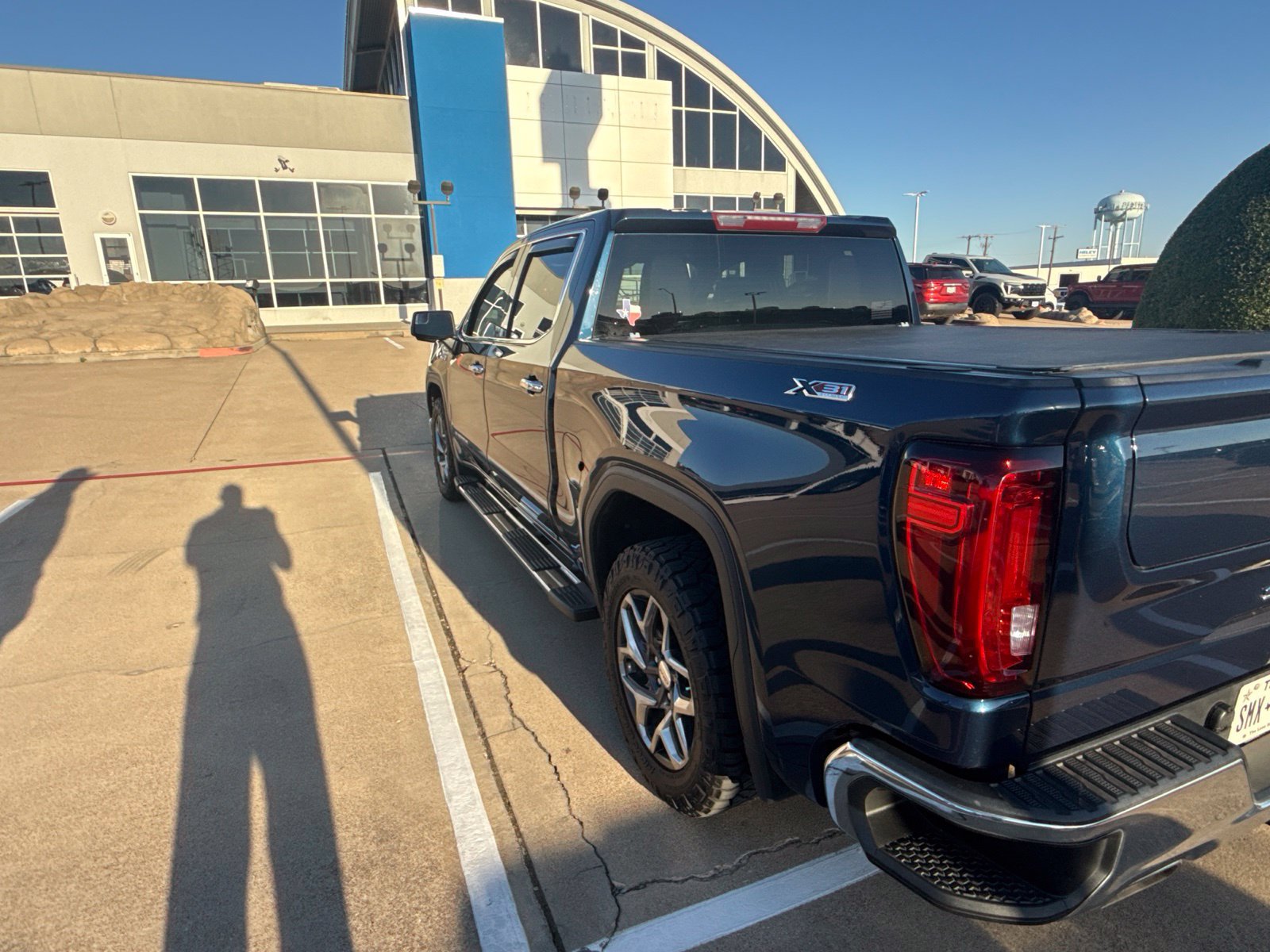 Used 2023 GMC Sierra 1500 SLT AWD/4WD image 14