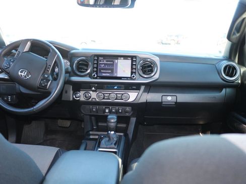 Used 2023 Toyota Tacoma TRD Sport image 19