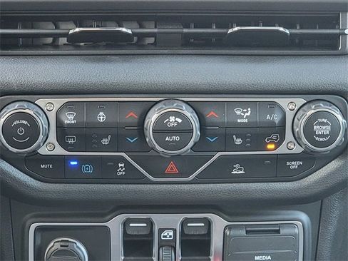 Certified 2024 Jeep Wrangler Willys 4xe image 29