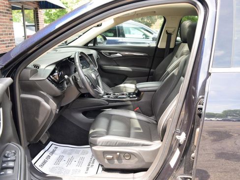 Used 2021 Buick Envision Essence FWD image 34
