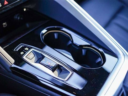 New 2025 Audi Q5 Premium image 22
