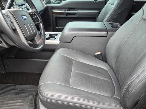 Used 2015 Ford F250 Platinum w/ FX4 Off-Road Package image 15