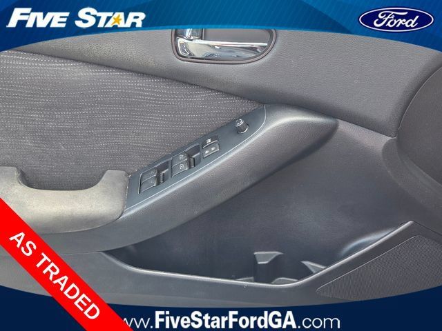 Used 2012 Nissan Altima 3.5 SR FWD image 26