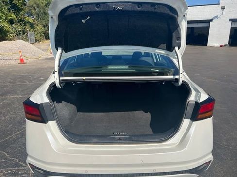 Used 2023 Nissan Altima 2.5 SV image 19