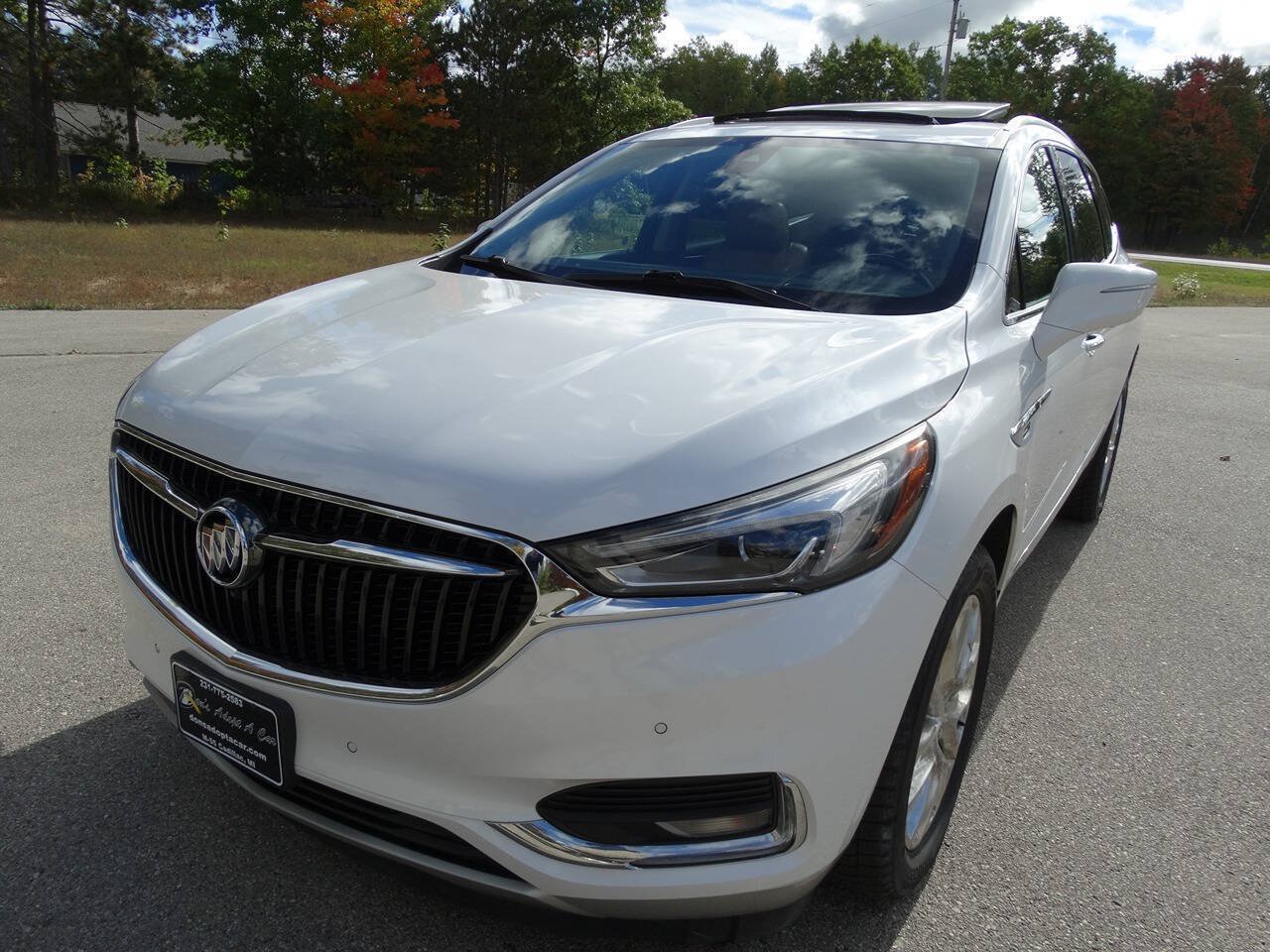 Used 2019 Buick Enclave AWD Premium w/ Experience Buick Package image 8
