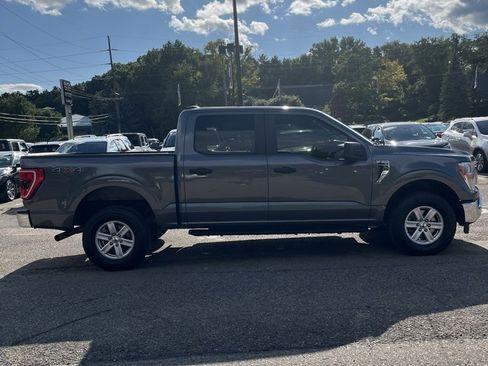 Used 2022 Ford F150 XLT w/ Trailer Tow Package image 4