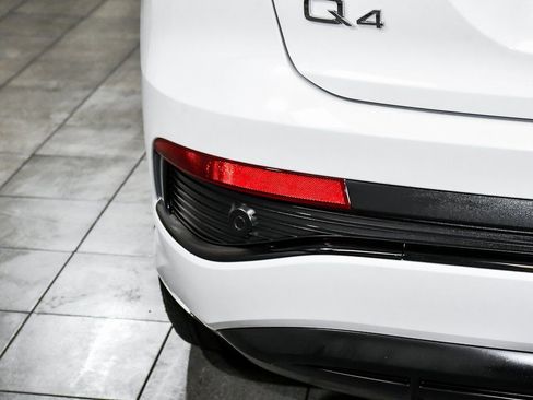 Used 2024 Audi Q4 e-tron Premium Plus w/ Premium Plus image 73