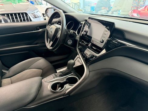 Used 2024 Toyota Camry LE image 25