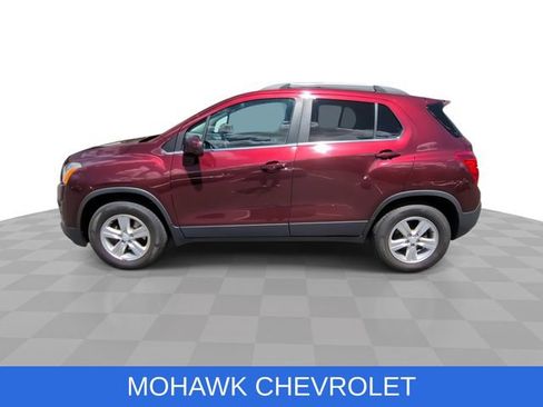 Certified 2016 Chevrolet Trax LT w/ LT Sun and Sound Package AWD/4WD image 6