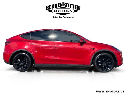 Used 2023 Tesla Model Y Long Range AWD/4WD image 8
