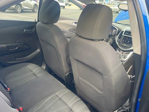 Used 2020 Chevrolet Sonic LT image 26
