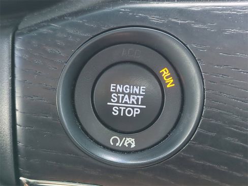 Used 2021 Jeep Grand Cherokee High Altitude image 33