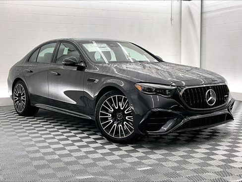 Used 2026 Mercedes-Benz E 53 AMG e 4MATIC Sedan image 16