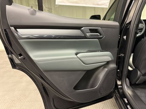 New 2026 GMC Terrain AT4 image 21