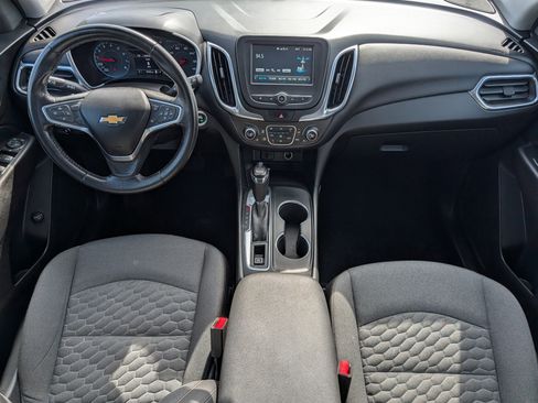 Used 2018 Chevrolet Equinox LT image 10