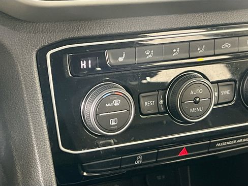 Used 2022 Volkswagen Atlas SE AWD/4WD image 19