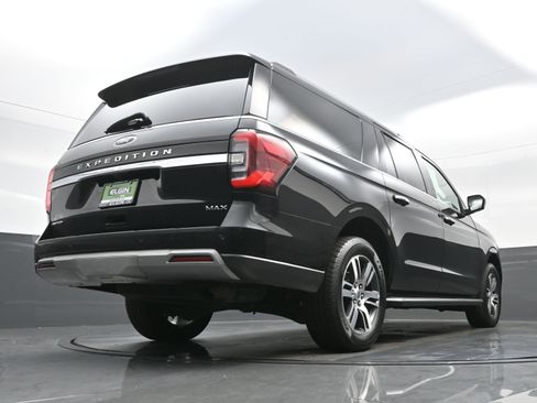 Used 2022 Ford Expedition Max Limited image 34