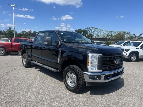 Used 2024 Ford F350 XL w/ XL Off-Road Package image 3