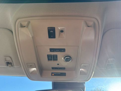 Used 2020 GMC Yukon Denali w/ Denali Ultimate Package AWD/4WD image 28