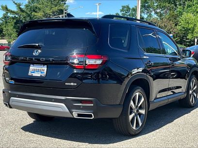 Certified 2025 Honda Pilot Touring