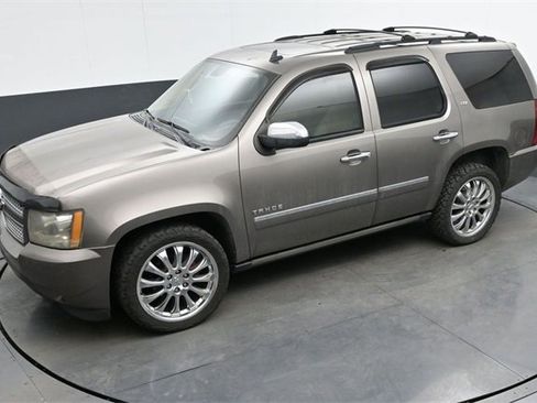 Used 2011 Chevrolet Tahoe LTZ image 24