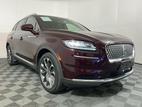 Used 2022 Lincoln Nautilus Reserve w/ Equipment Group 201A image 4