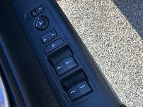 Used 2025 Honda CR-V Sport image 24