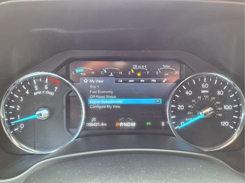 Used 2019 Ford Expedition Limited w/ Equipment Group 303A AWD/4WD image 16