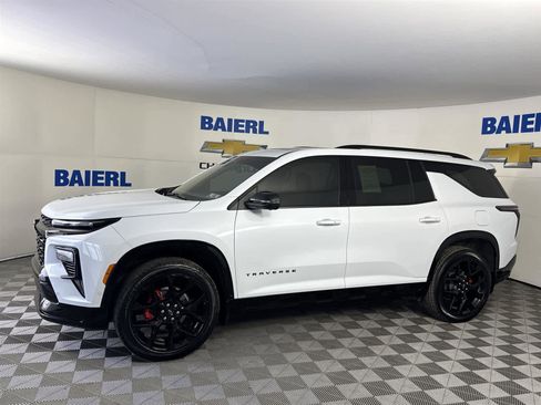 Certified 2026 Chevrolet Traverse RS w/ LPO, Floor Liner Package image 2