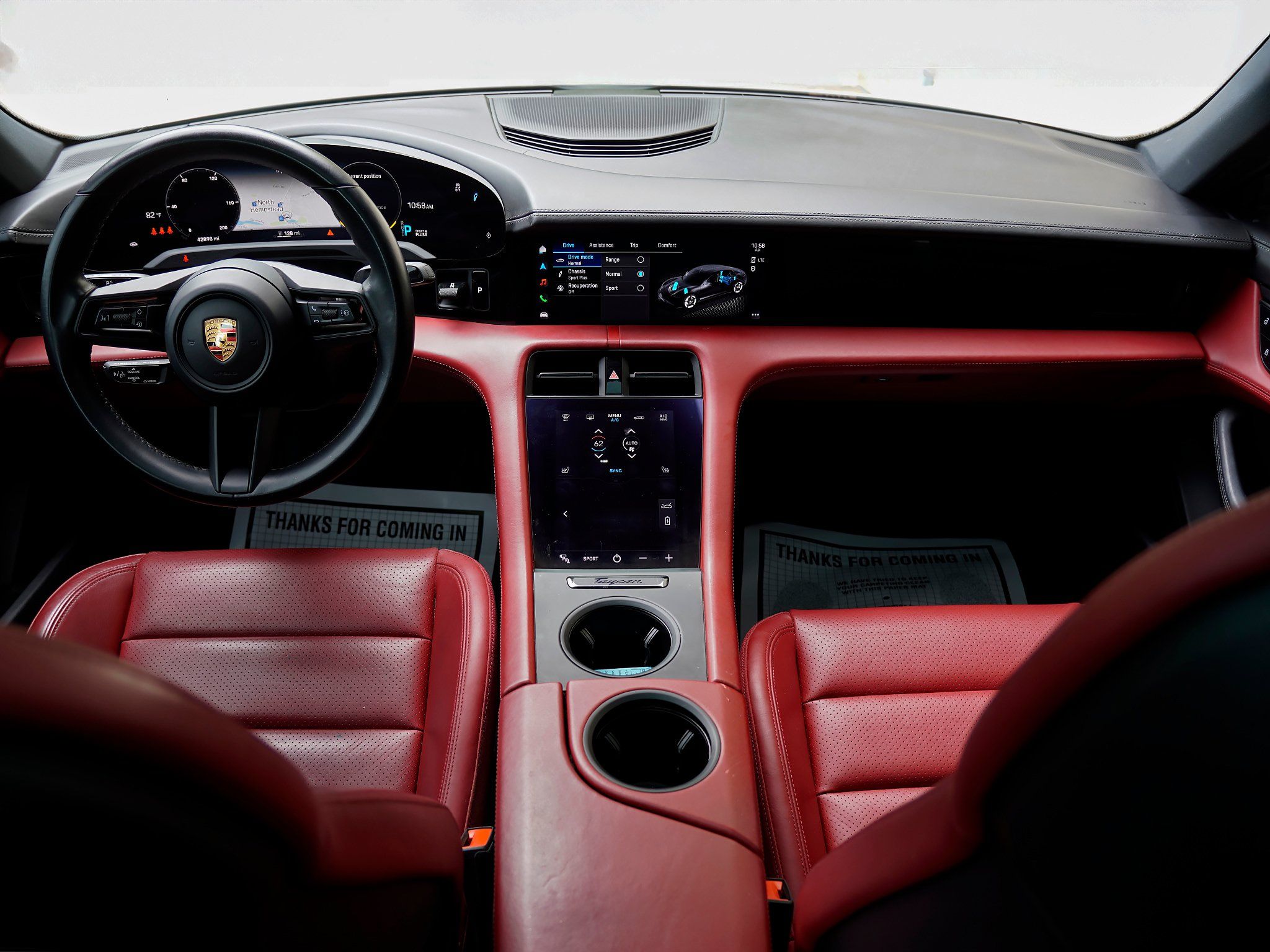 Used 2022 Porsche Taycan RWD image 15