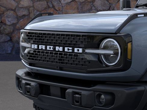 New 2025 Ford Bronco Badlands image 19