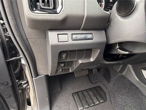 New 2026 Nissan Frontier SV w/ Tow Package image 30