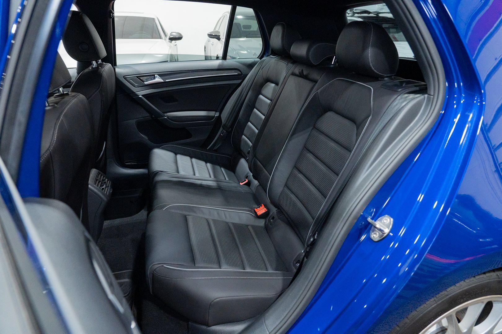 Used 2019 Volkswagen Golf 4-Door AWD/4WD image 21