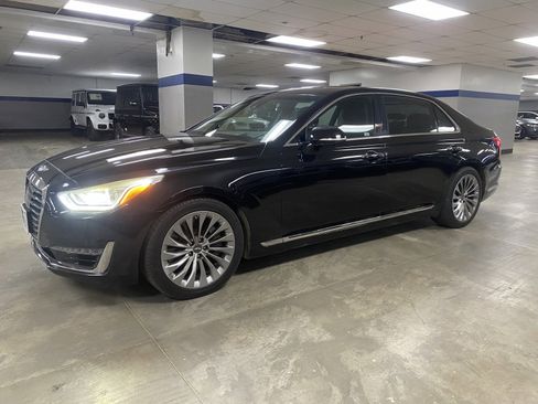 Used 2019 Genesis G90 3.3T Premium image 4