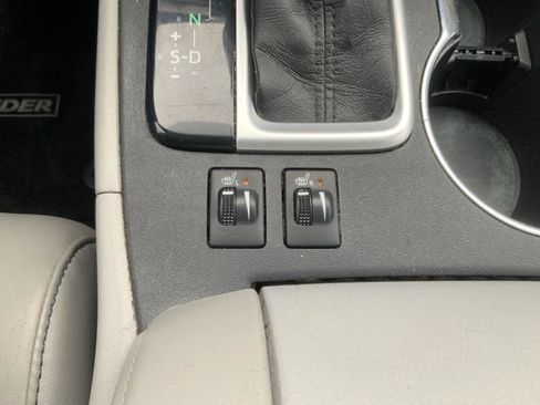 Used 2016 Toyota Highlander XLE image 47