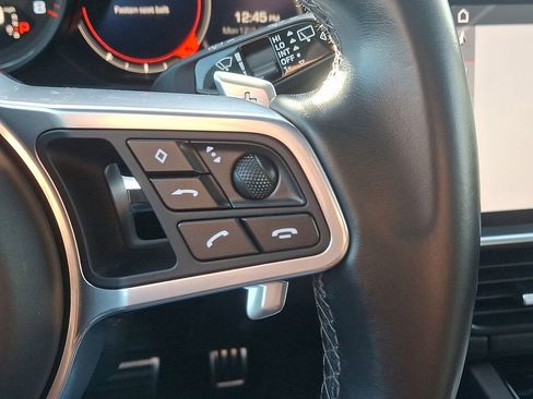 Used 2021 Porsche Cayenne S image 24