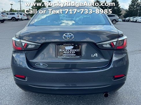 Used 2017 Toyota Yaris iA FWD image 6