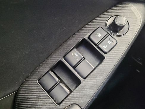 Used 2014 MAZDA MAZDA3 s Touring image 27