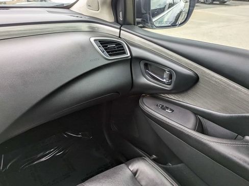 Used 2018 Nissan Murano Platinum FWD image 18