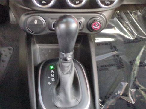 Used 2019 FIAT 500L Trekking w/ Popular Equipment Group image 12