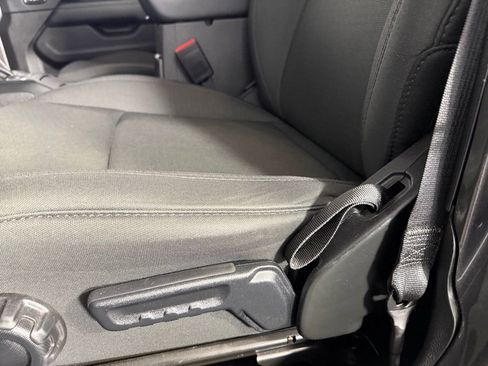 Certified 2023 Jeep Gladiator Overland w/ LED Lighting Group image 22