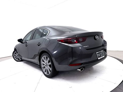 Used 2019 MAZDA MAZDA3 Sedan w/ Select Package FWD image 2