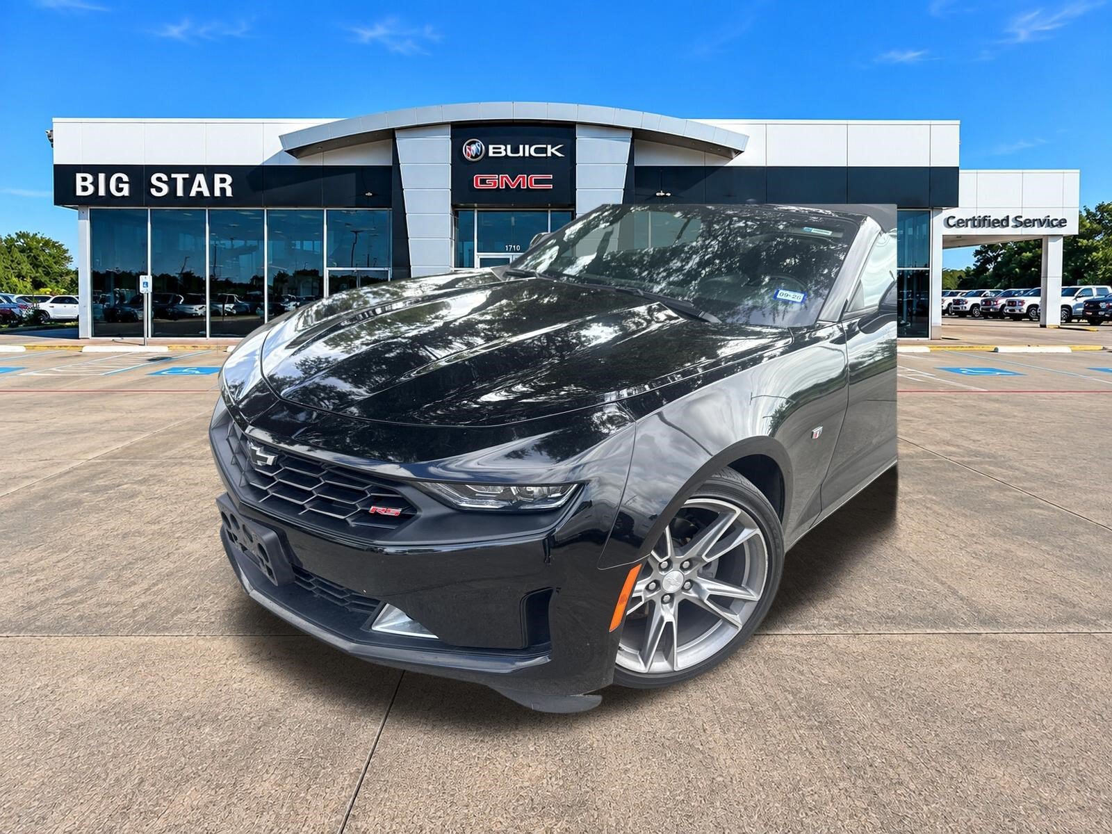 Used 2024 Chevrolet Camaro LT w/ RS Package RWD image 2